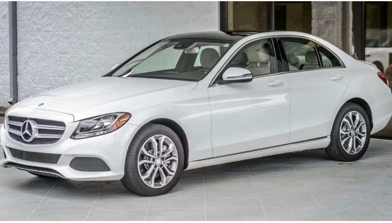2016 Mercedes Benz C300 with Panoramic roof